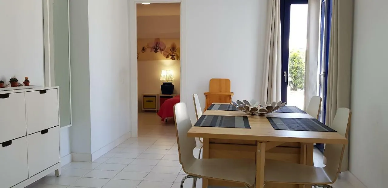 Apartamento Junto A La Playa. Corralejo Apartment